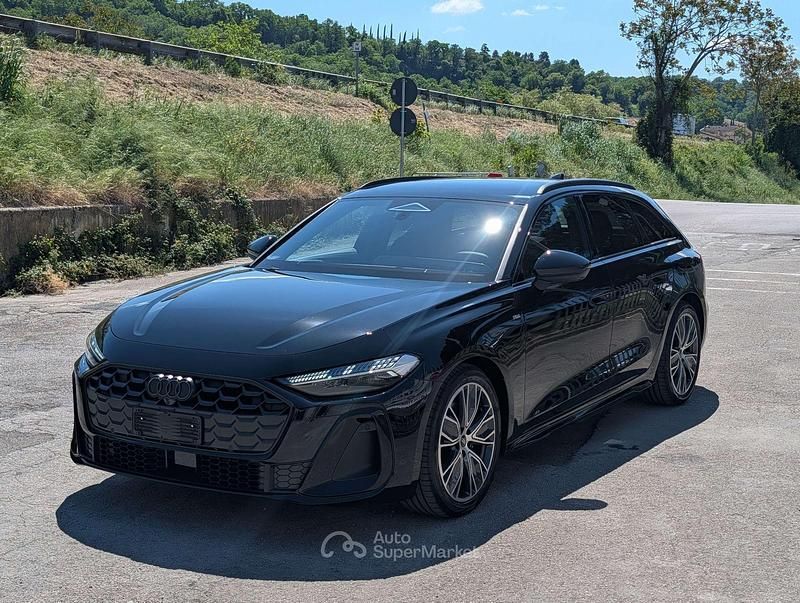 Nuova Audi A5 S-Line 204 CV (150 kW) 2025 Nero mythos metallizzato Station wagon