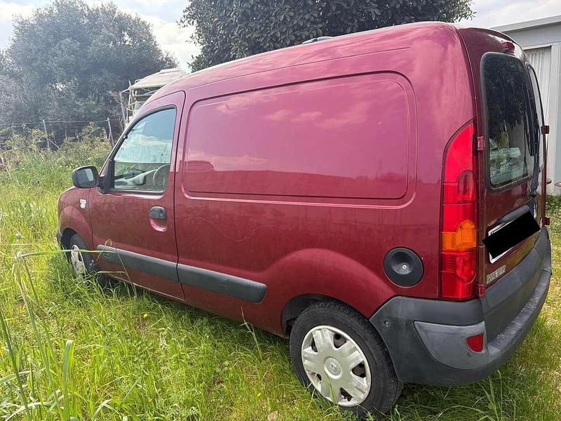 Usado Renault Kangoo 84 CV (61 kW) 2007 Rojo Monovolumen