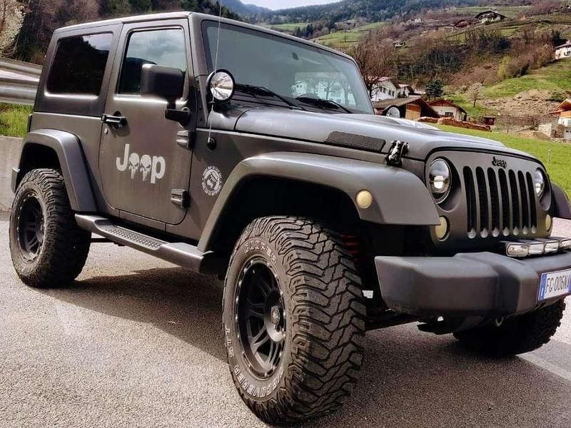 Usata Jeep Wrangler Rubicon 177 CV (130 kW) 2011 Nero SUV