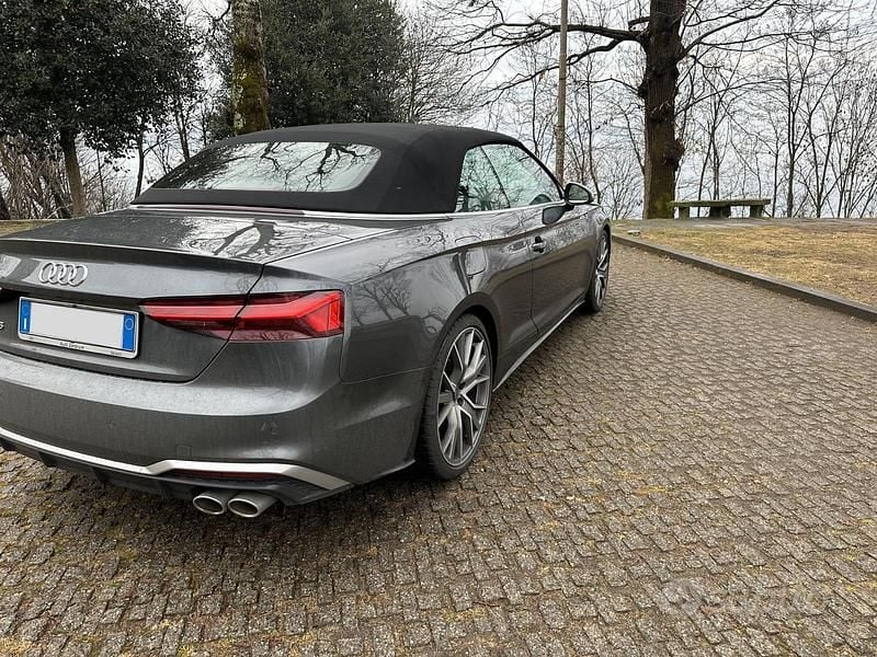 Usata Audi S5 Cabriolet 354 CV (260 kW) 2023 Grigio Cabrio
