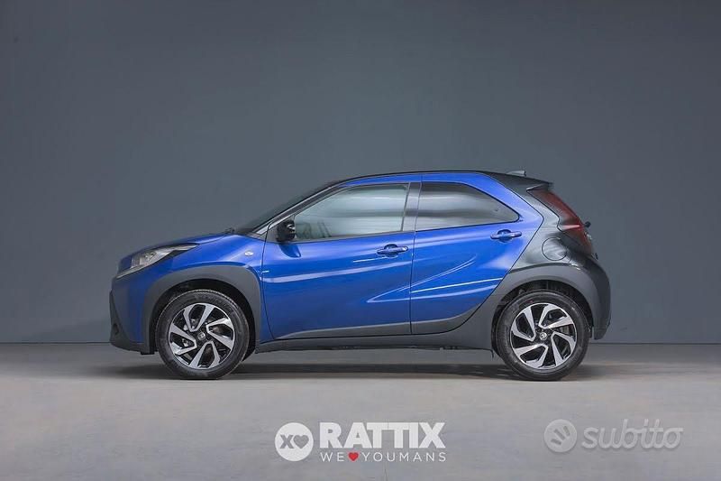 Nuova Toyota Aygo X Trend 72 CV (52 kW) 2025 Blu SUV
