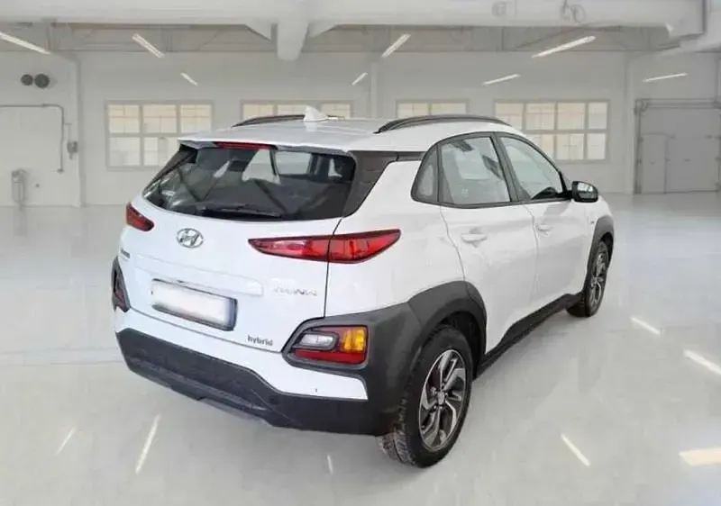Usata Hyundai Kona 141 CV (103 kW) 2020 Bianco SUV