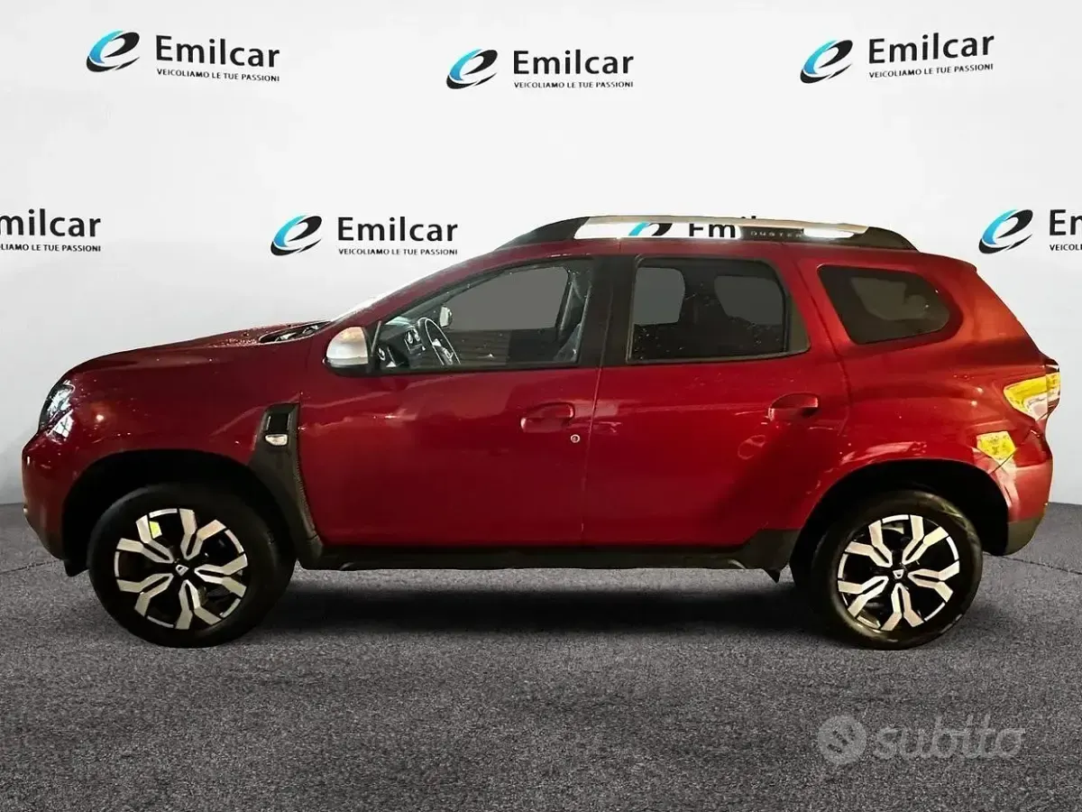 Usata Dacia Duster Prestige 101 CV (74 kW) 2022 Rosso SUV