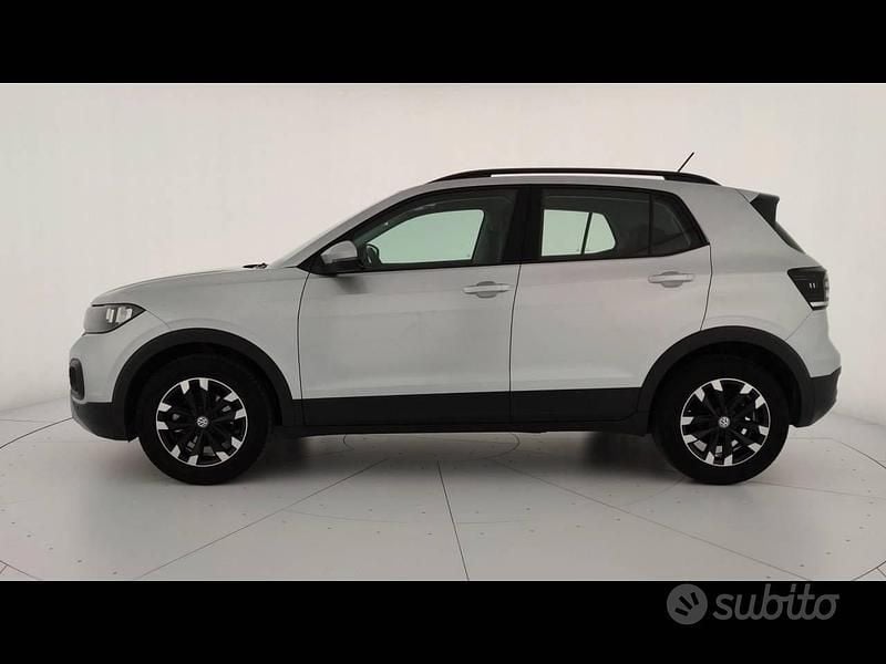 Usata VW T-Cross Style 110 CV (80 kW) 2023 Grigio metallizzato SUV