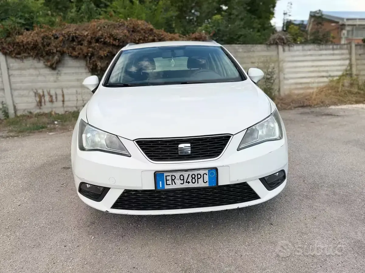 Usata Seat Ibiza ST Style 90 CV (66 kW) 2013 Bianco Station wagon