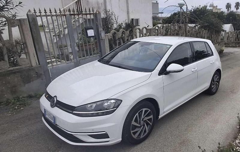 Usata VW Golf VII Business 110 CV (80 kW) 2017 Bianco Berlina