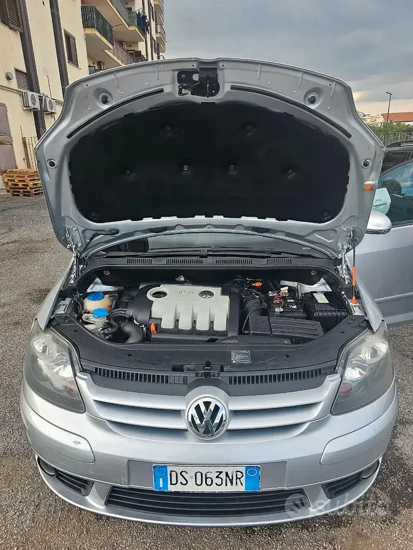 Usata VW Golf Plus 105 CV (77 kW) 2008 Grigio Monovolume