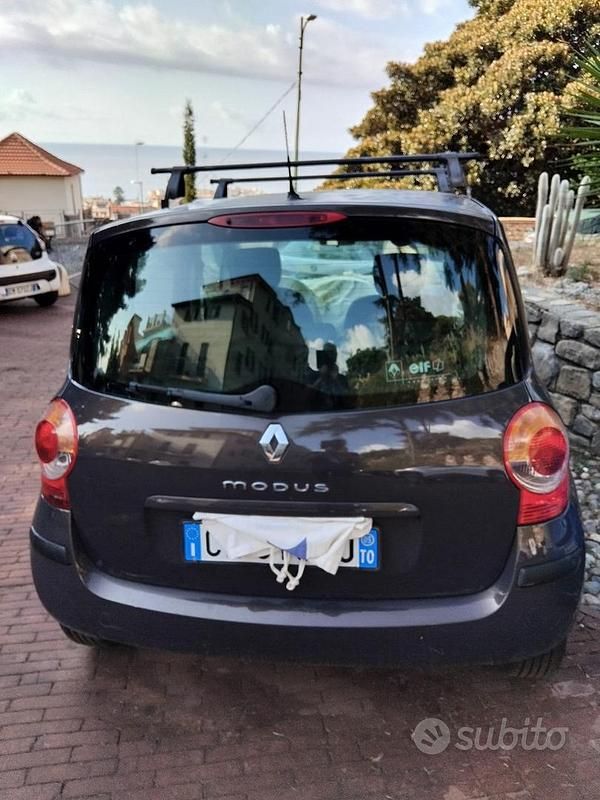 Usata Renault Modus 2005 Grigio Monovolume
