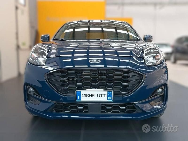 Second-hand Ford Puma ST-Line 125 CP (91 kW) 2023 Albastru SUV