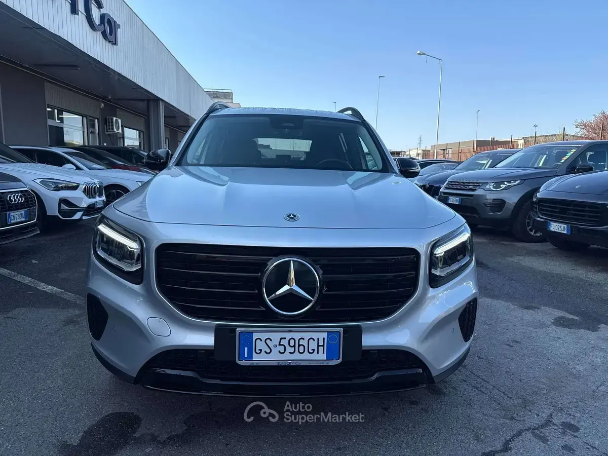 Gebraucht Mercedes GLB200 Advanced Plus 150 PS (110 kW) 2024 Silber SUV