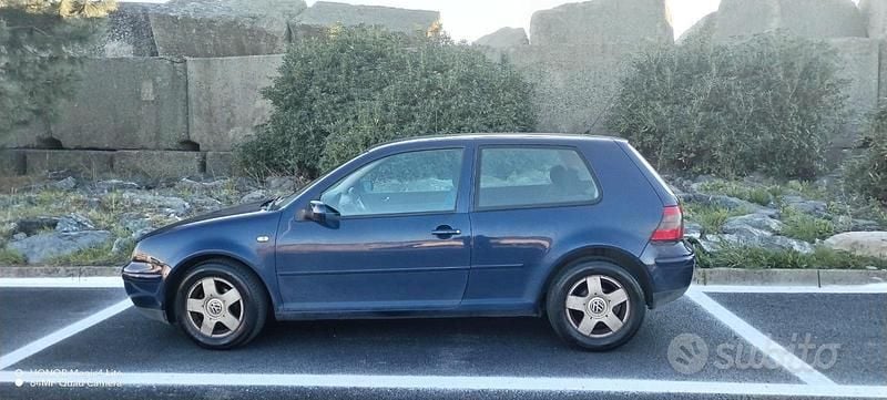 Usata VW Golf III 101 CV (74 kW) 1998 Blu Berlina
