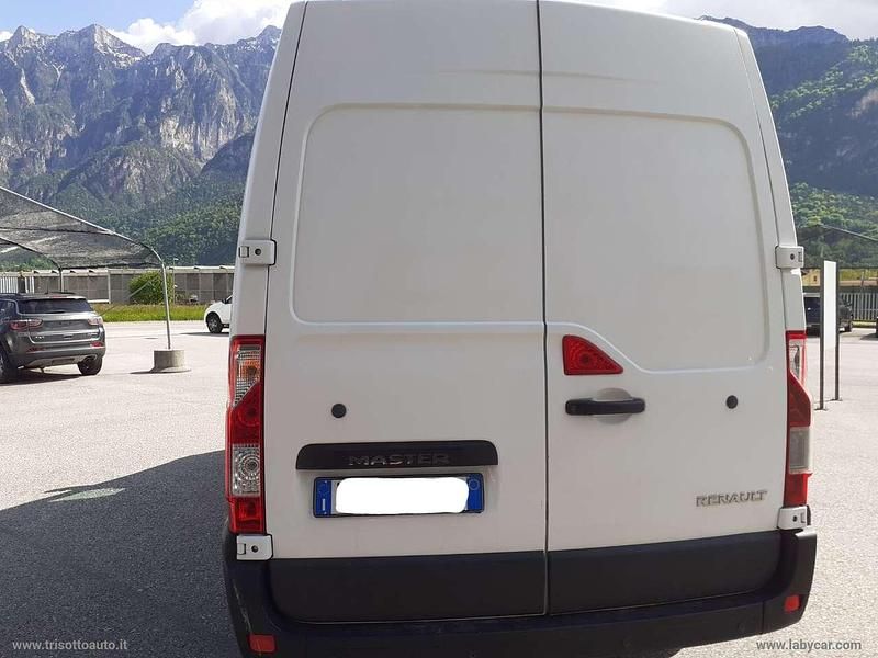 Usata Renault Master 145 CV (106 kW) 2018 Bianco Furgone