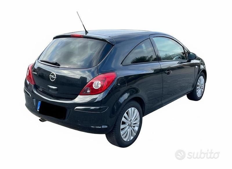 Usata Opel Corsa 85 CV (62 kW) 2014 Nero Utilitaria