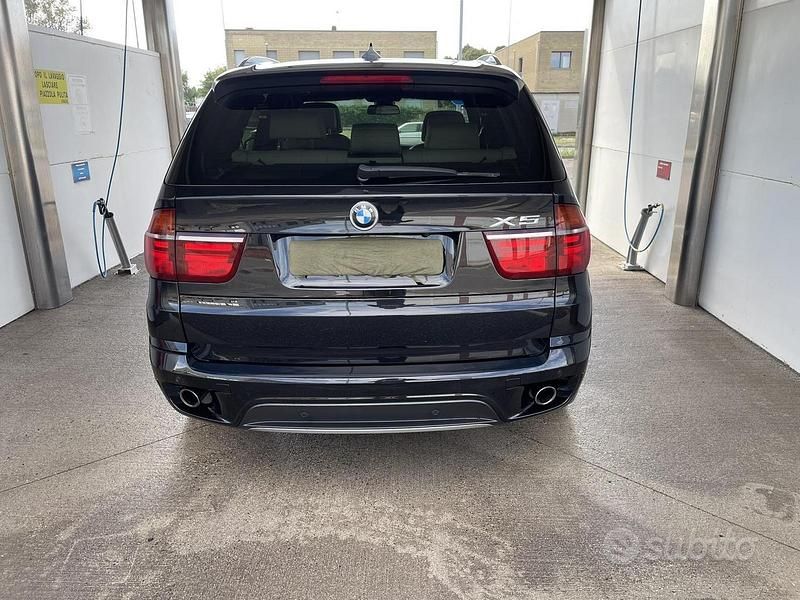 Usata BMW X5 245 CV (180 kW) 2010 Nero SUV