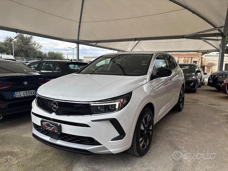 Usata Opel Grandland X Elegance 130 CV (95 kW) 2022 Bianco SUV