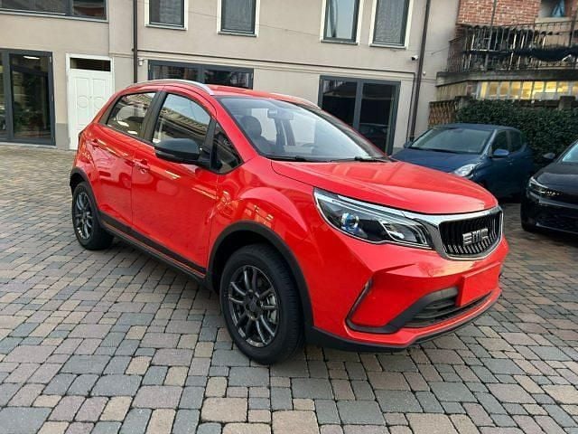 Nuova EMC QUATTRO 103 CV (75 kW) 2025 Rosso extraserie SUV
