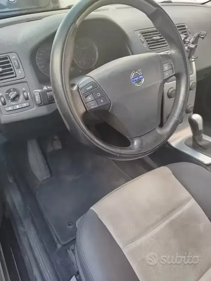 Usata Volvo C30 136 CV (100 kW) 2007 Nero Utilitaria
