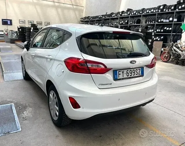 Usata Ford Fiesta Business Edition 86 CV (63 kW) 2019 Bianco Utilitaria