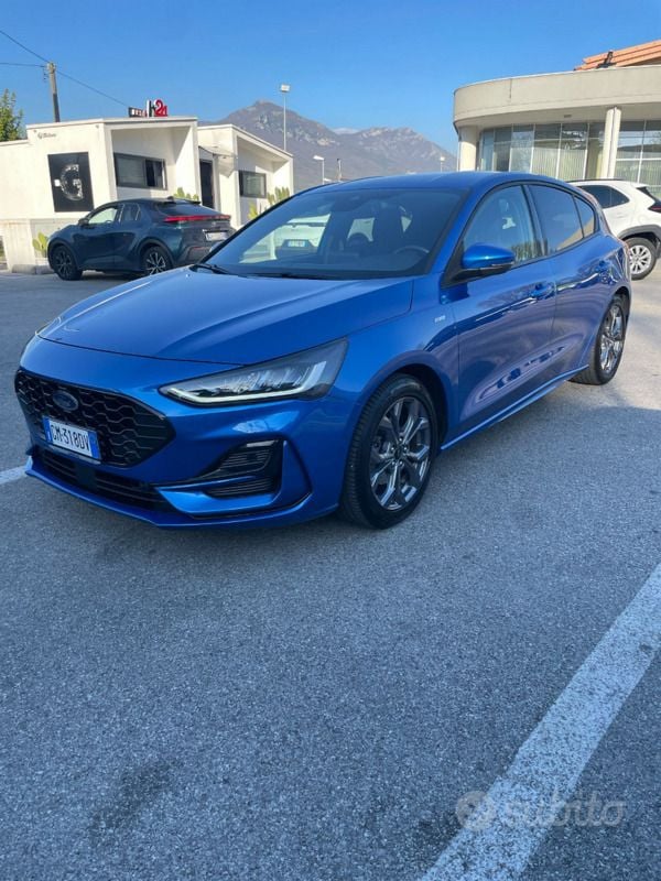 Usata Ford Focus 125 CV (91 kW) 2023 Blu Utilitaria