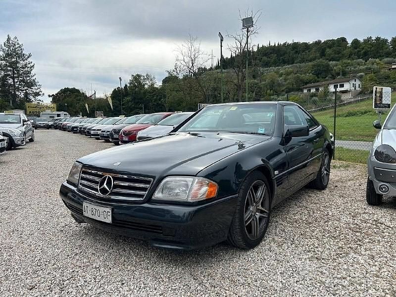 Usata Mercedes SL300 AMG 231 CV (169 kW) 1993 Nero Cabrio