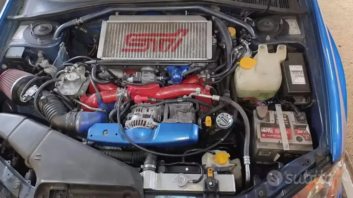 Usata Subaru Impreza 224 CV (164 kW) 2003 Blu Berlina