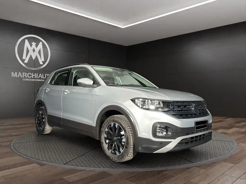 Usado VW T-Cross Advance 110 CV (80 kW) 2022 Plateado SUV