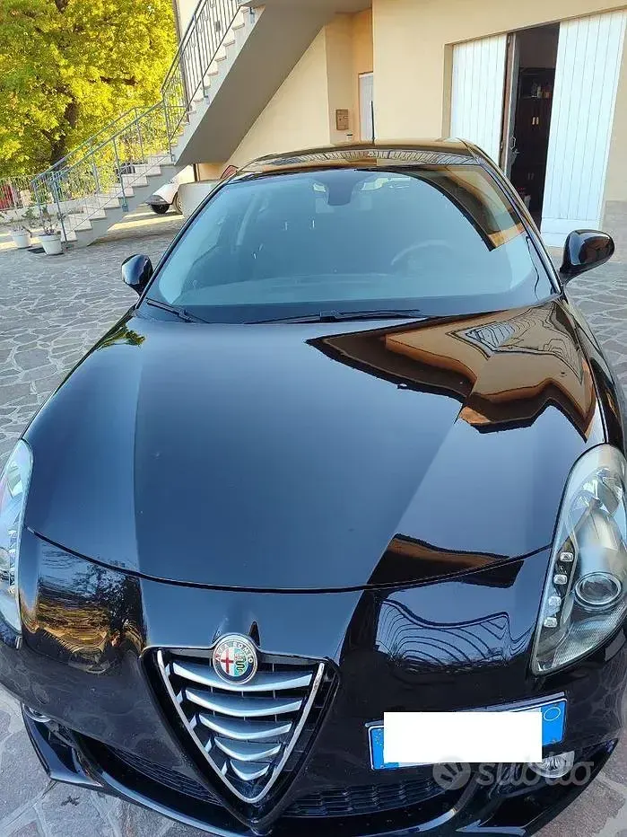 Usata Alfa Romeo Giulietta 105 CV (77 kW) 2015 Nero Utilitaria