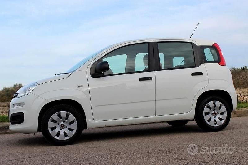 Usata Fiat Panda 69 CV (50 kW) 2019 Bianco Utilitaria