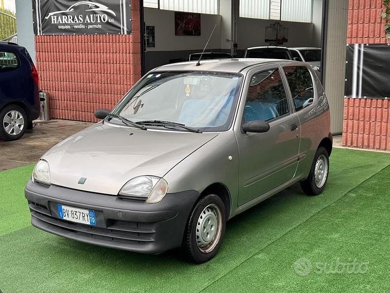 Grigio Usata 2001 Fiat Seicento Due volumi | 1500 € (Buon prezzo) - Immagine 1/4