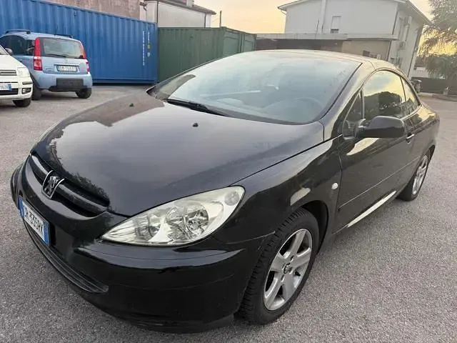 Usata Peugeot 307 CC 108 CV (79 kW) 2005 Nero Cabrio