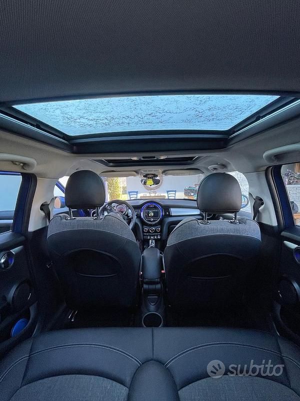 Usata Mini Cooper 136 CV (100 kW) 2019 Blu Utilitaria