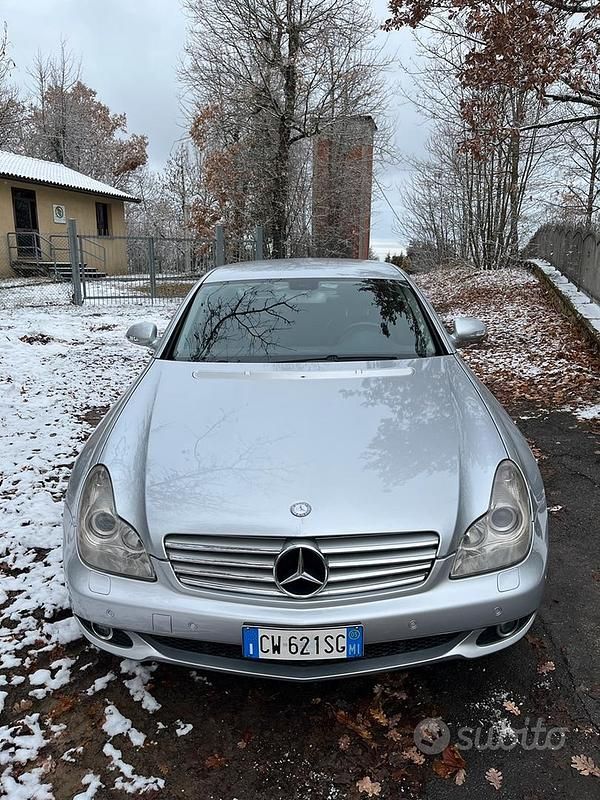 Usata Mercedes CLS350 272 CV (200 kW) 2004 Grigio Berlina