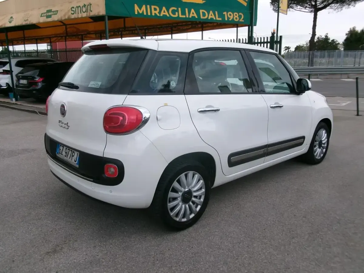 Używany Fiat 500L Pop Star 85 KM (62 kW) 2014 Biały Minivan