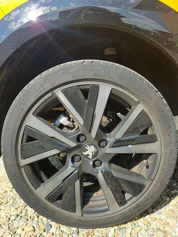 Usata Peugeot 208 GT 102 CV (75 kW) 2021 Utilitaria