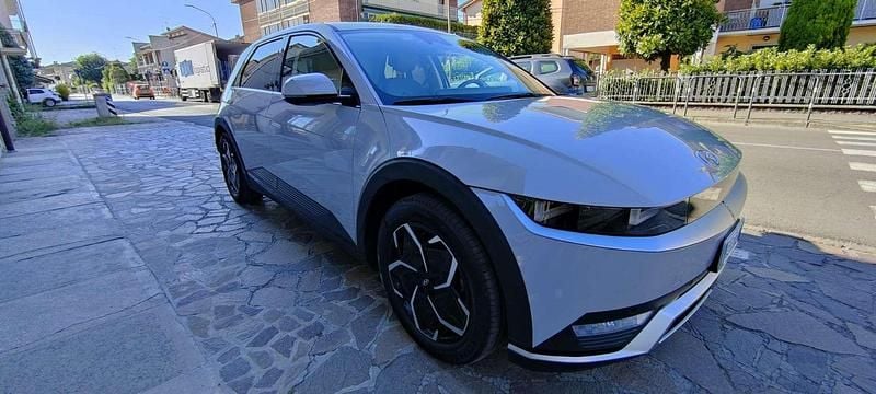 Beige Usata 2022 Hyundai Ioniq 5 SUV | 29.000 € (Buon prezzo) - Immagine 1/4