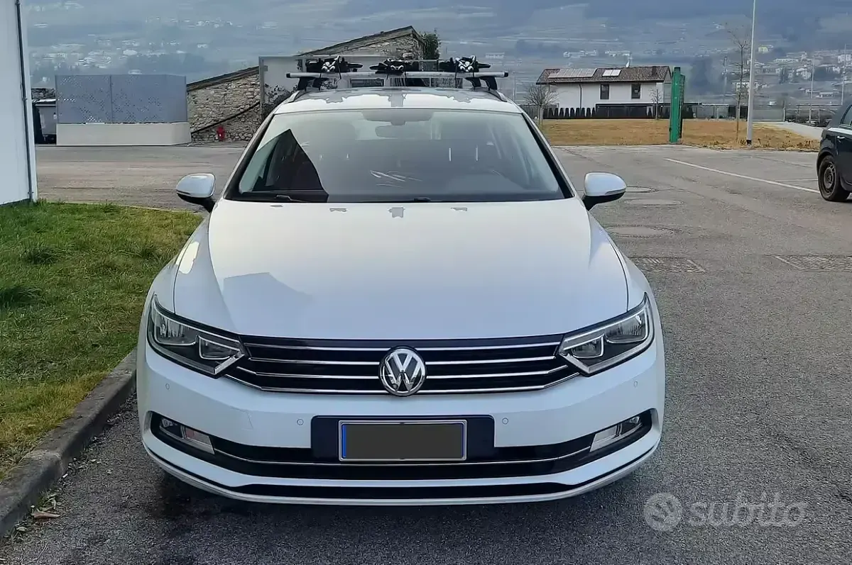 Usata VW Passat 150 CV (110 kW) 2015 Bianco Station wagon