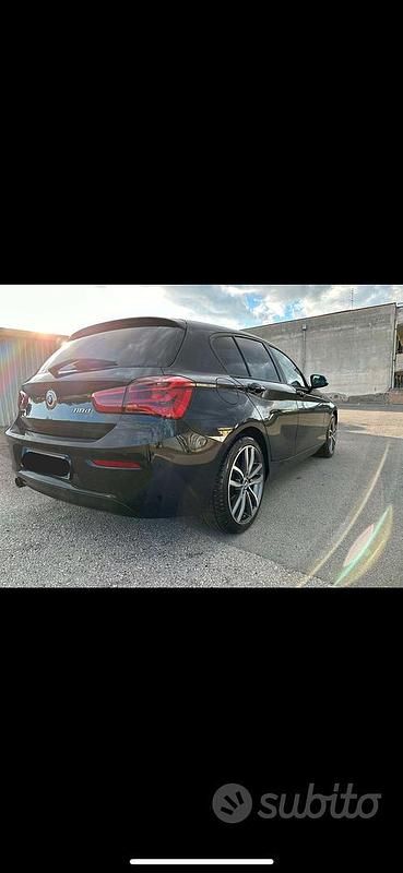 Usata BMW 118 150 CV (110 kW) 2015 Nero Utilitaria
