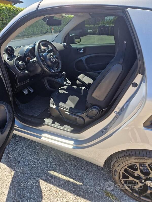 Usata Smart ForTwo Cabrio 90 CV (66 kW) 2018 Grigio Cabrio