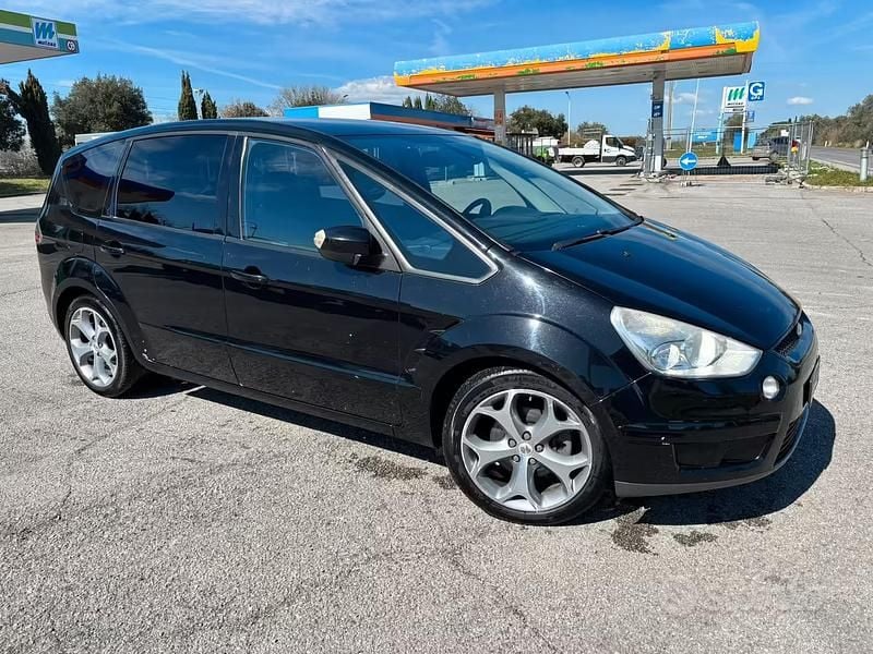 Usata Ford S-MAX S 140 CV (102 kW) 2008 Nero Monovolume