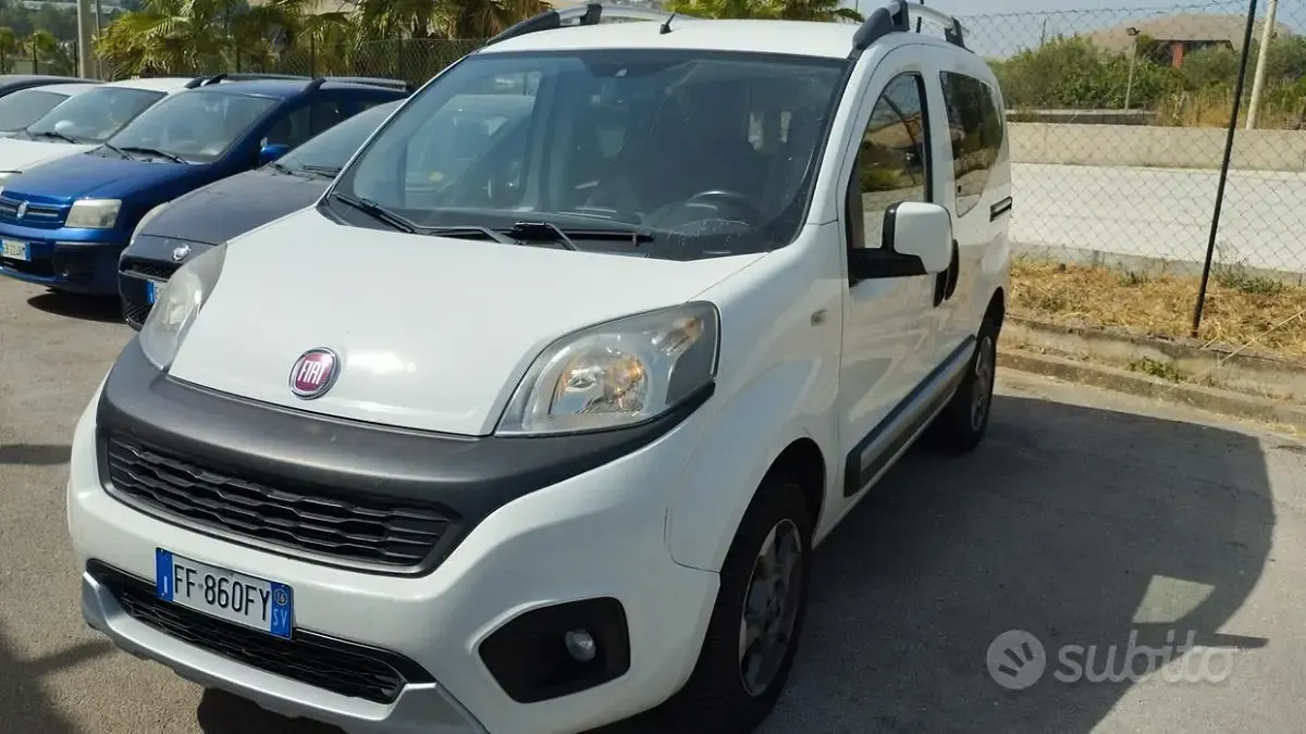 Usata Fiat Qubo Trekking 95 CV (69 kW) 2016 Bianco Monovolume