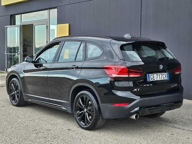 Gebraucht BMW X1 Sport Line 220 PS (161 kW) 2021 Schwarz SUV