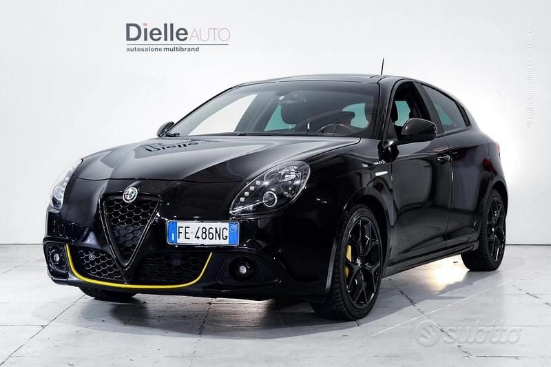 Usata Alfa Romeo Giulietta Super 175 CV (128 kW) 2016 Nero metallizzato Utilitaria
