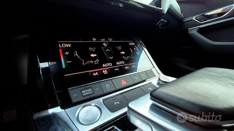 Usata Audi e-tron Comfort 264 kW (360 CV) 2019 Bianco SUV
