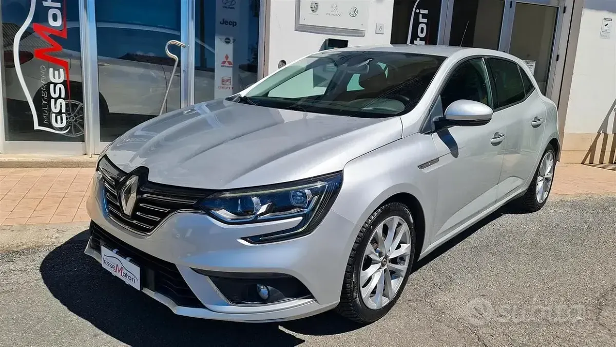 Usata Renault Mégane Intens 110 CV (80 kW) 2017 Grigio Berlina