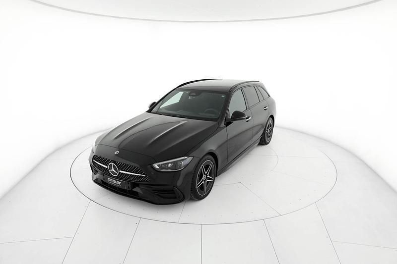Usata Mercedes 300 Premium 265 CV (194 kW) 2023 Nero Station wagon