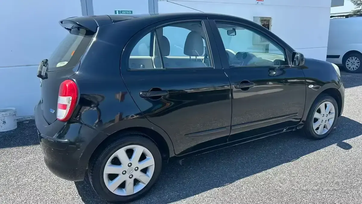Second-hand Nissan Micra Visia 80 CP (58 kW) 2011 Negru Hatchback