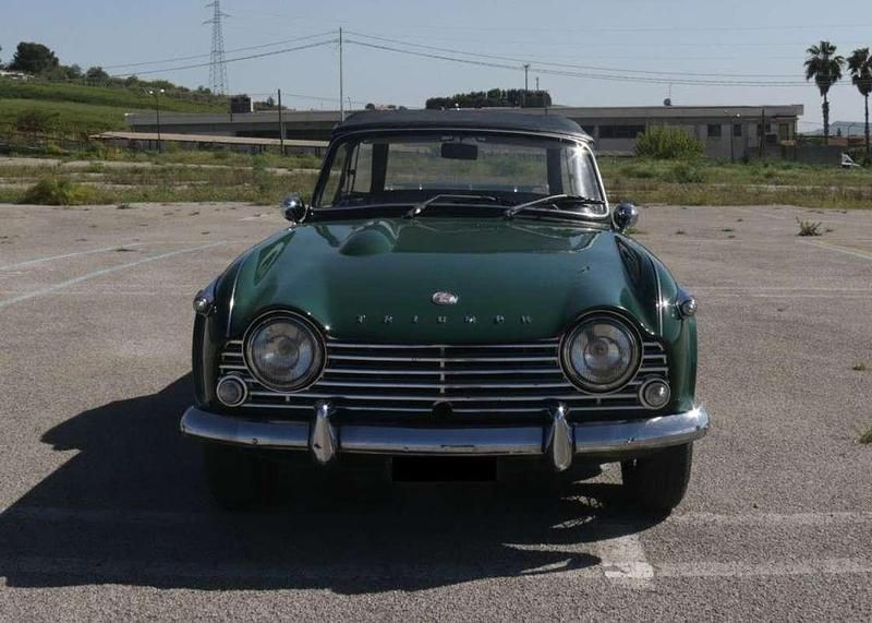 Usata Triumph TR4 101 CV (74 kW) 1965 Verde Cabrio
