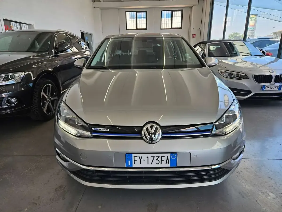 Usata VW Golf VII Executive 131 CV (96 kW) 2019 Grigio Berlina