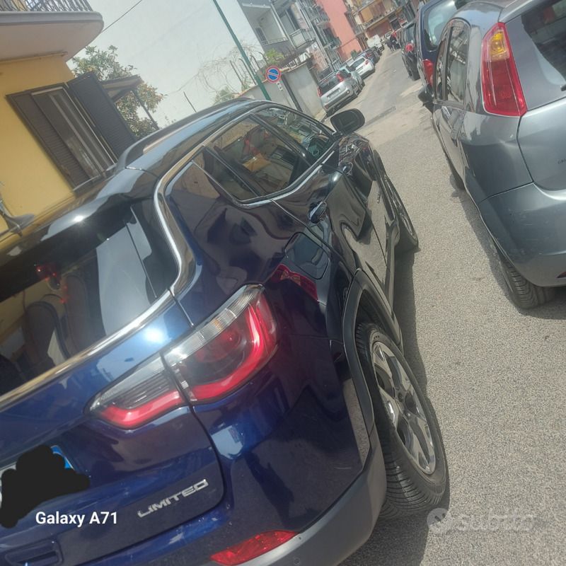 Usata Jeep Compass Limited 120 CV (88 kW) 2018 Blu SUV