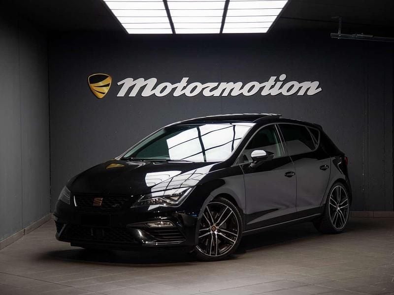 Nero Usata 2019 Cupra Leon Tre volumi | 21.900 € (Buon prezzo) - Immagine 1/4